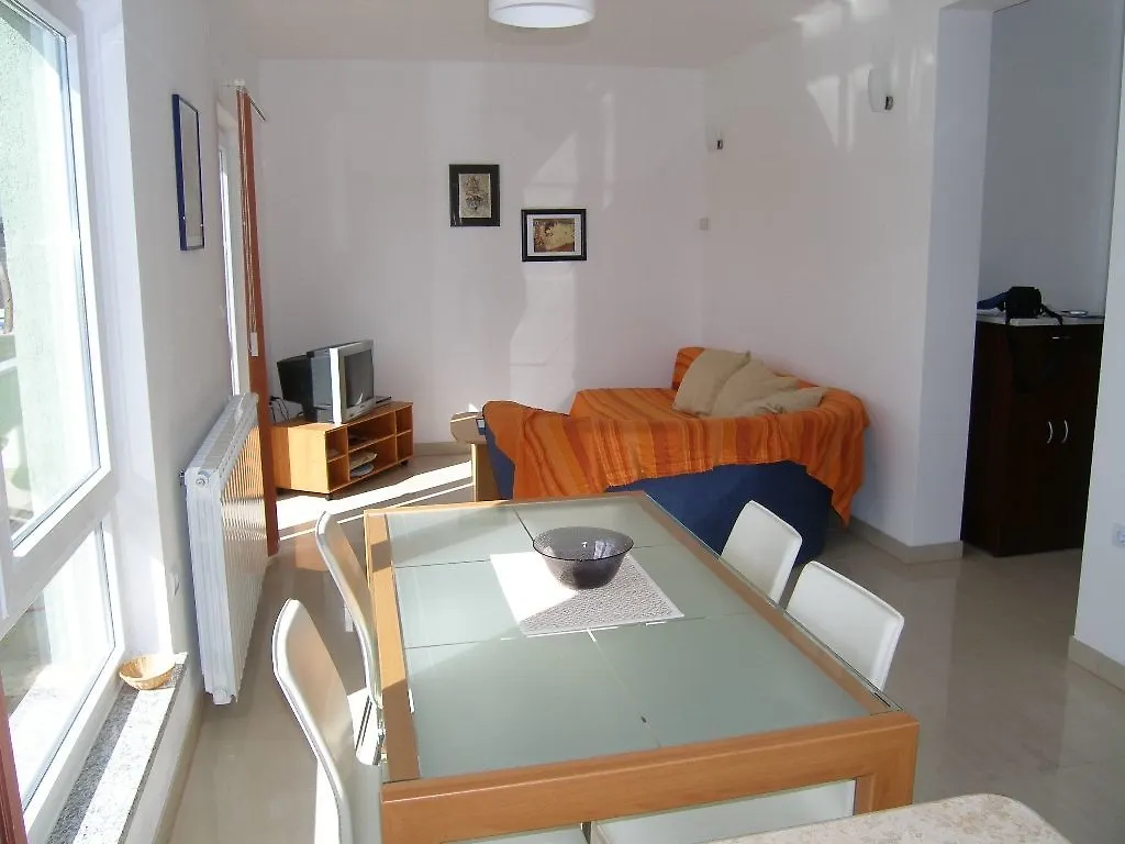 Roulette Private Apartments Pag And Surrounding Pag Town Hotel